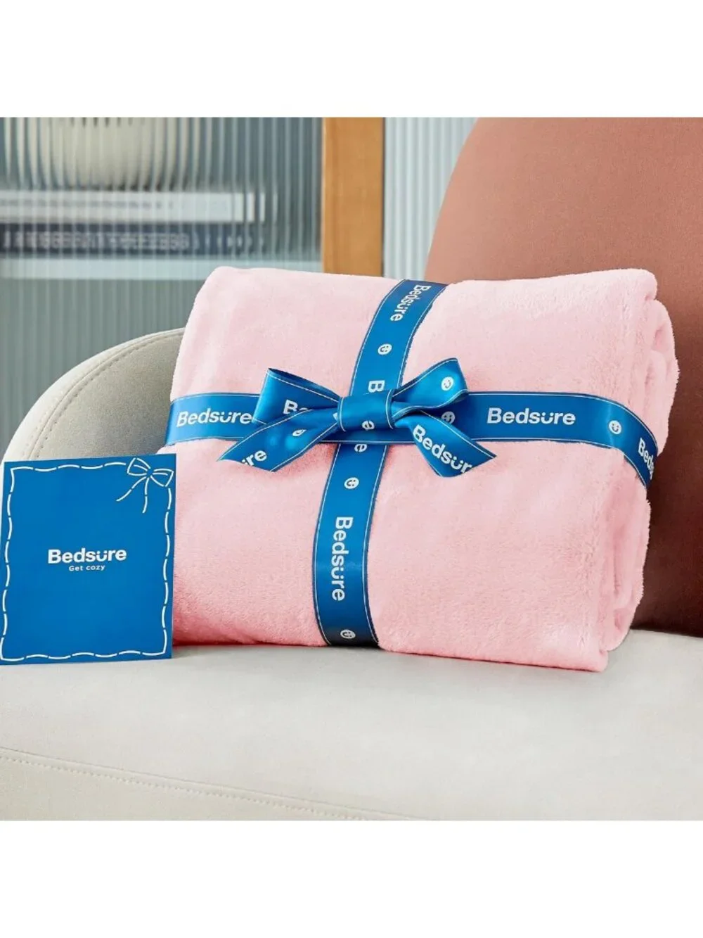Cozy Pink Fleece Throw Blanket - Soft 300GSM Couch Blanket for Home Decor, 50x60